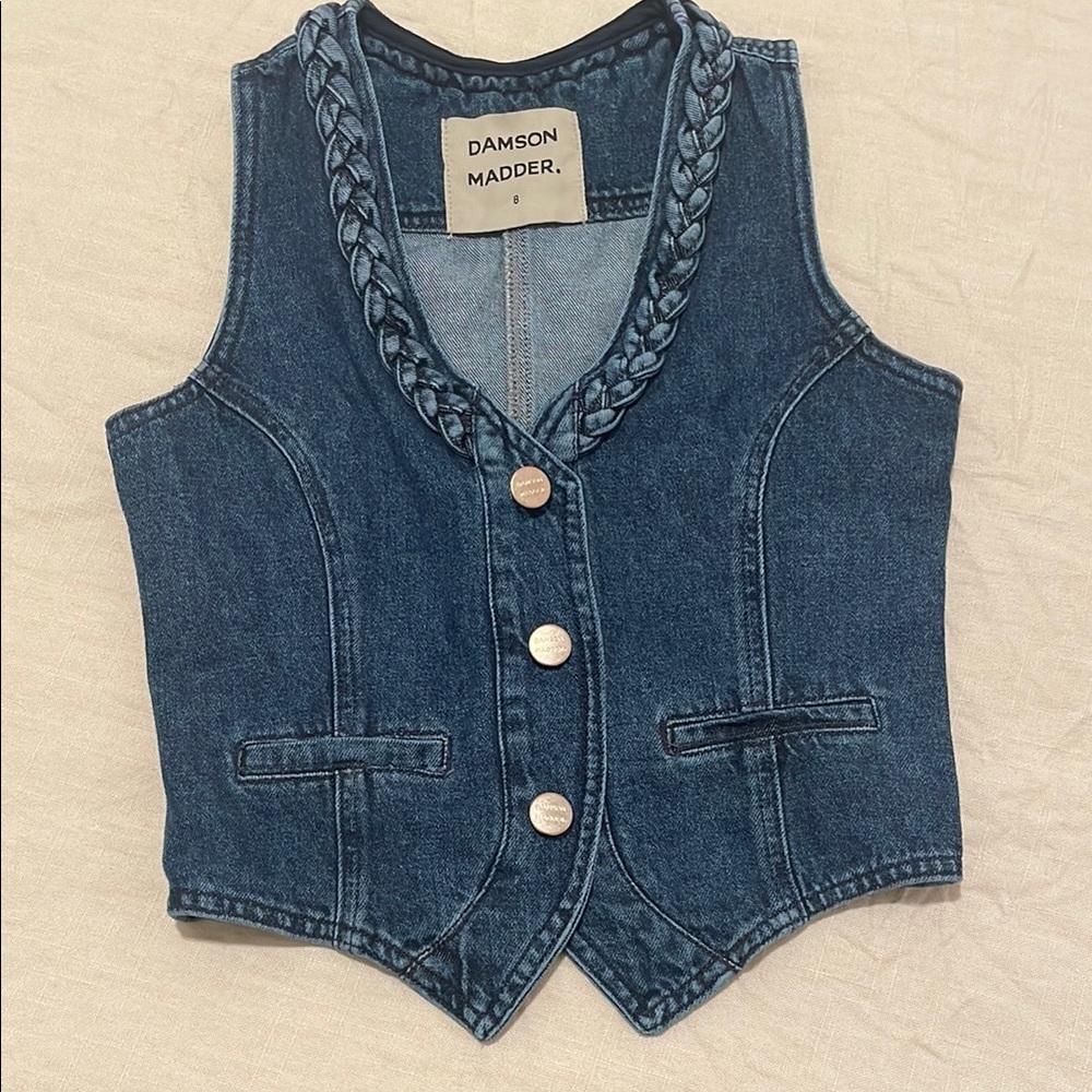 Blue Denim Women's Vest

LIKE NEW!!!!! USED ONLY 1 TIME